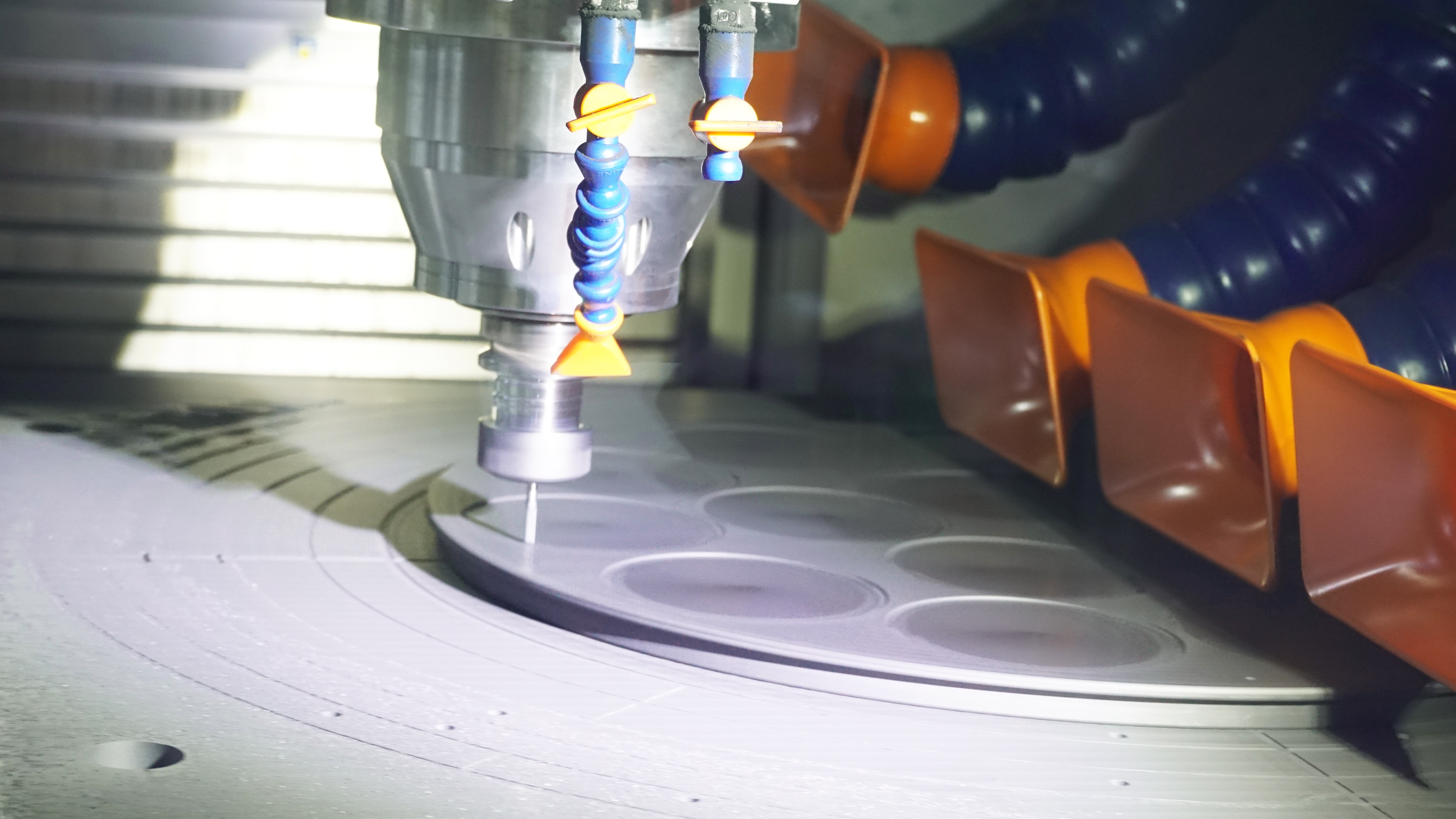 Всередині VETEK CNC Precision Machining Workshop: створення основи напівпровідникових компонентів високої чистоти